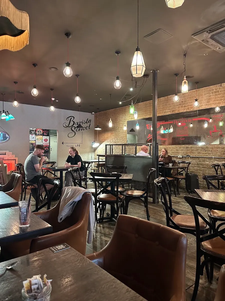 200 Degrees Coffee Shop photo 4
