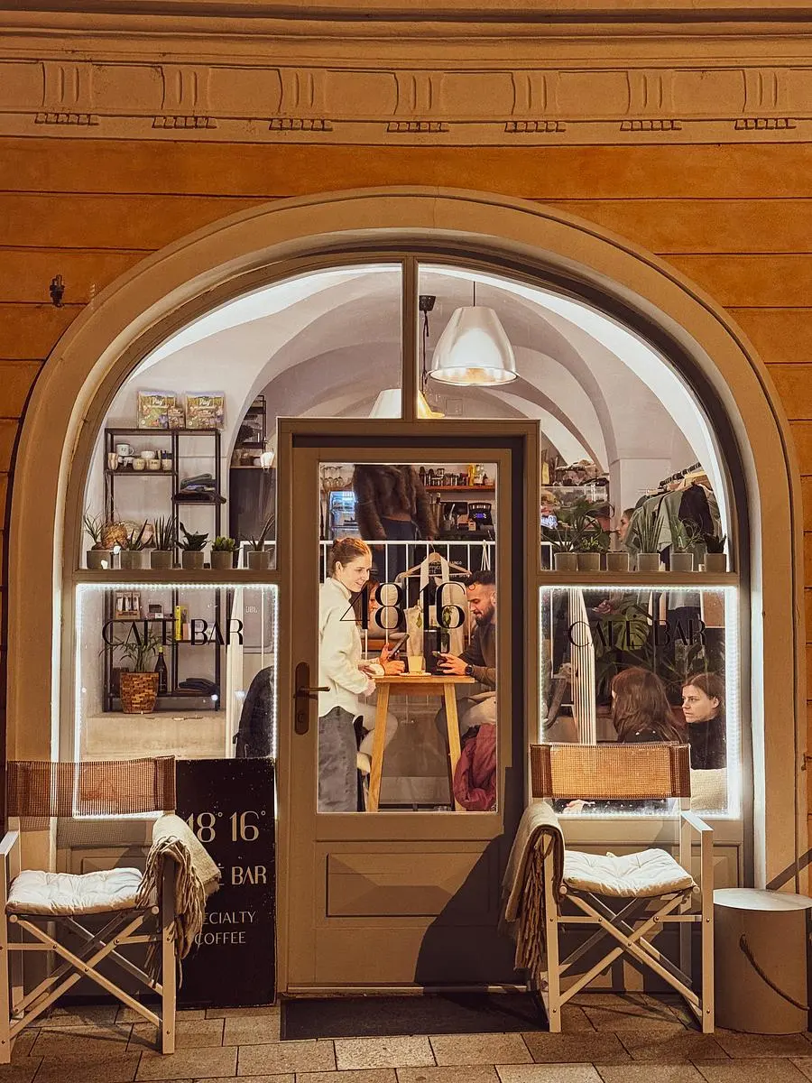 48°16° CAFĖ BAR