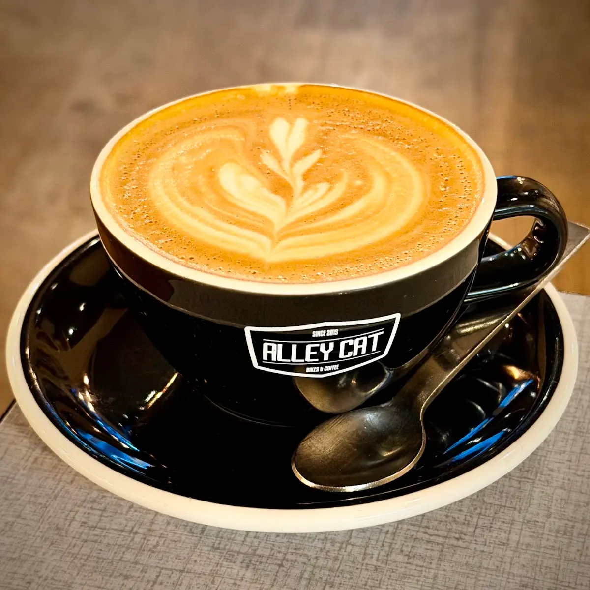 Alley Cat Bikes & Coffee photo 3
