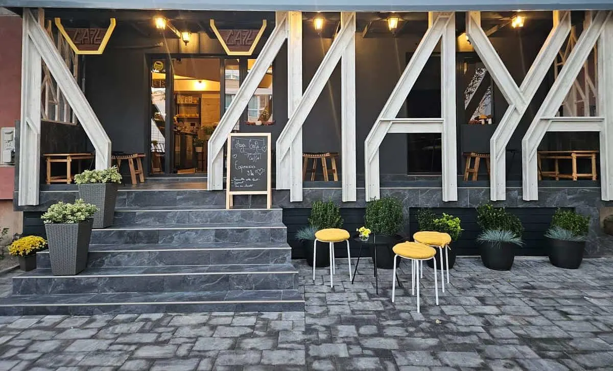 Artizan Urban Coffee Shop