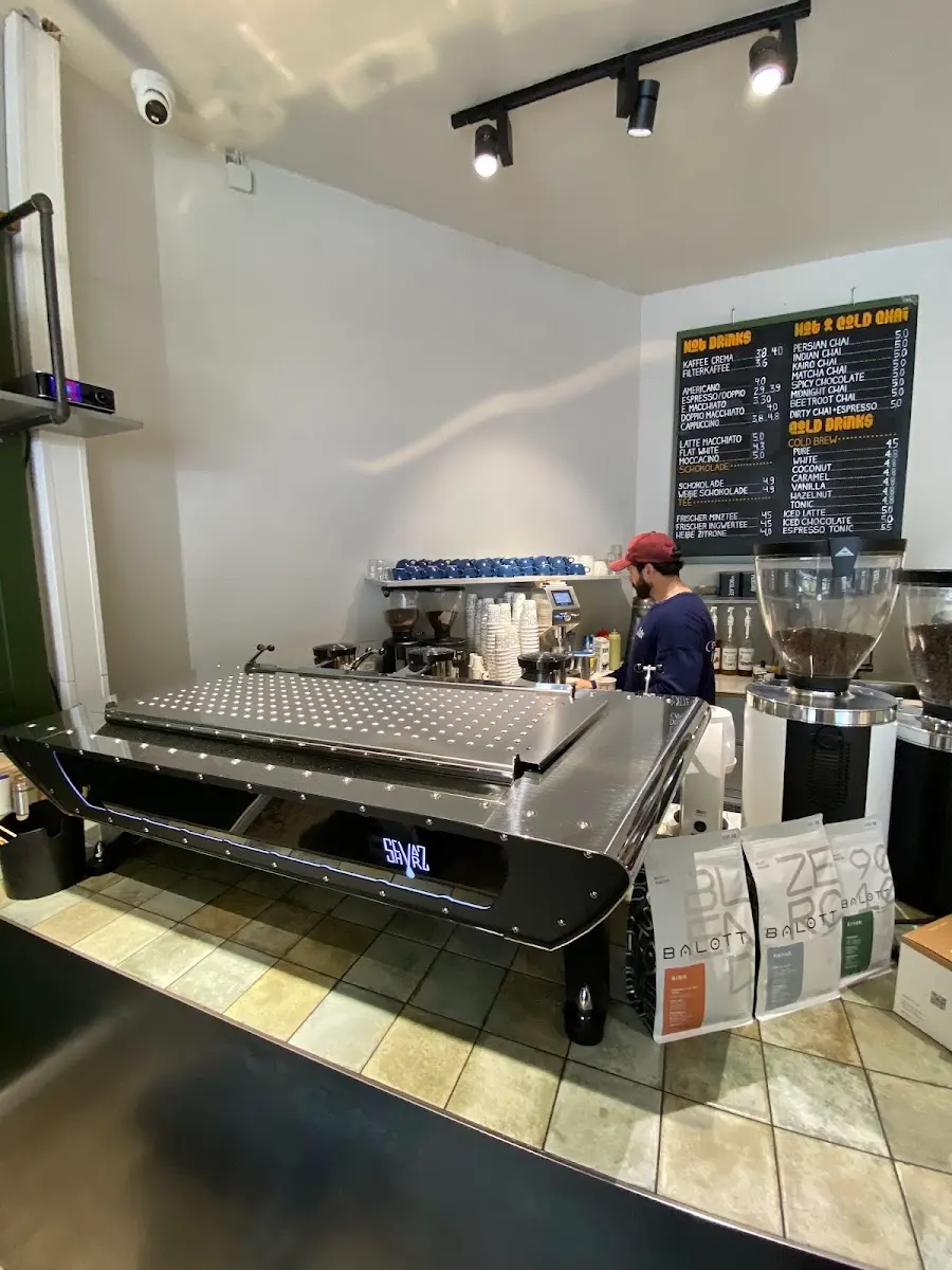 BALOTT COFFEE SHOP photo 5