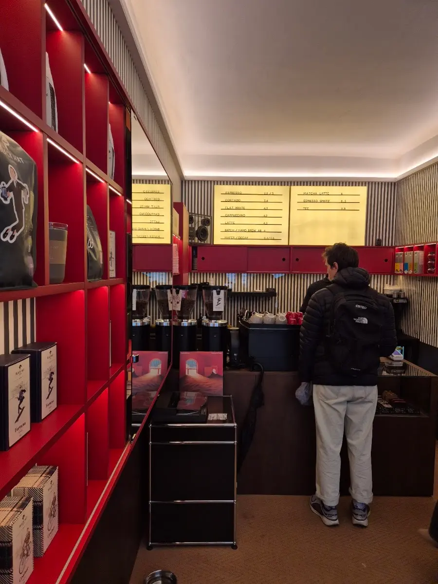 Black Hat Coffee - Specialty Espresso Bar Berlin photo 5