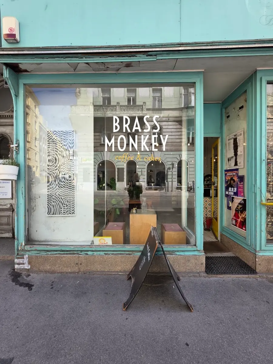 Brass Monkey photo 5