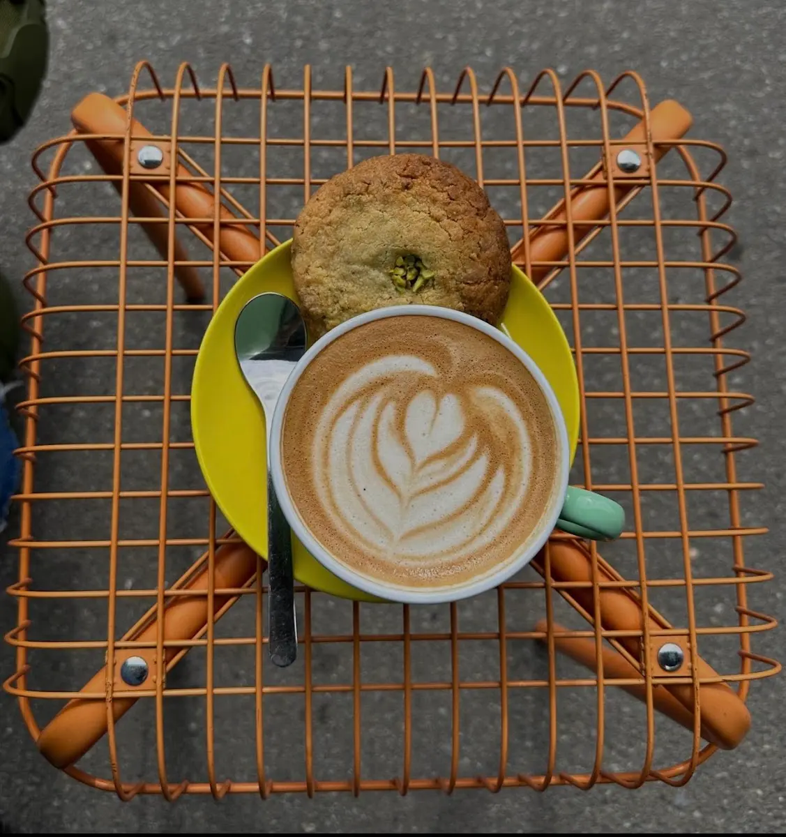 Bulldog Specialty Coffee interior