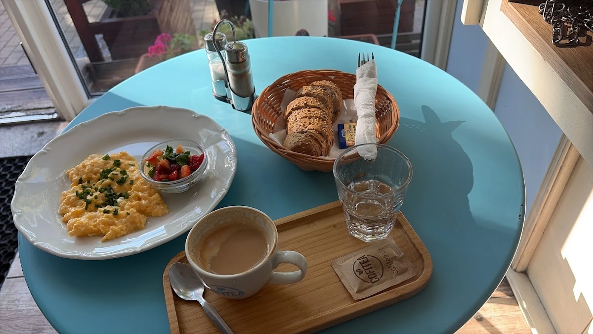 Cafe Majada photo 3