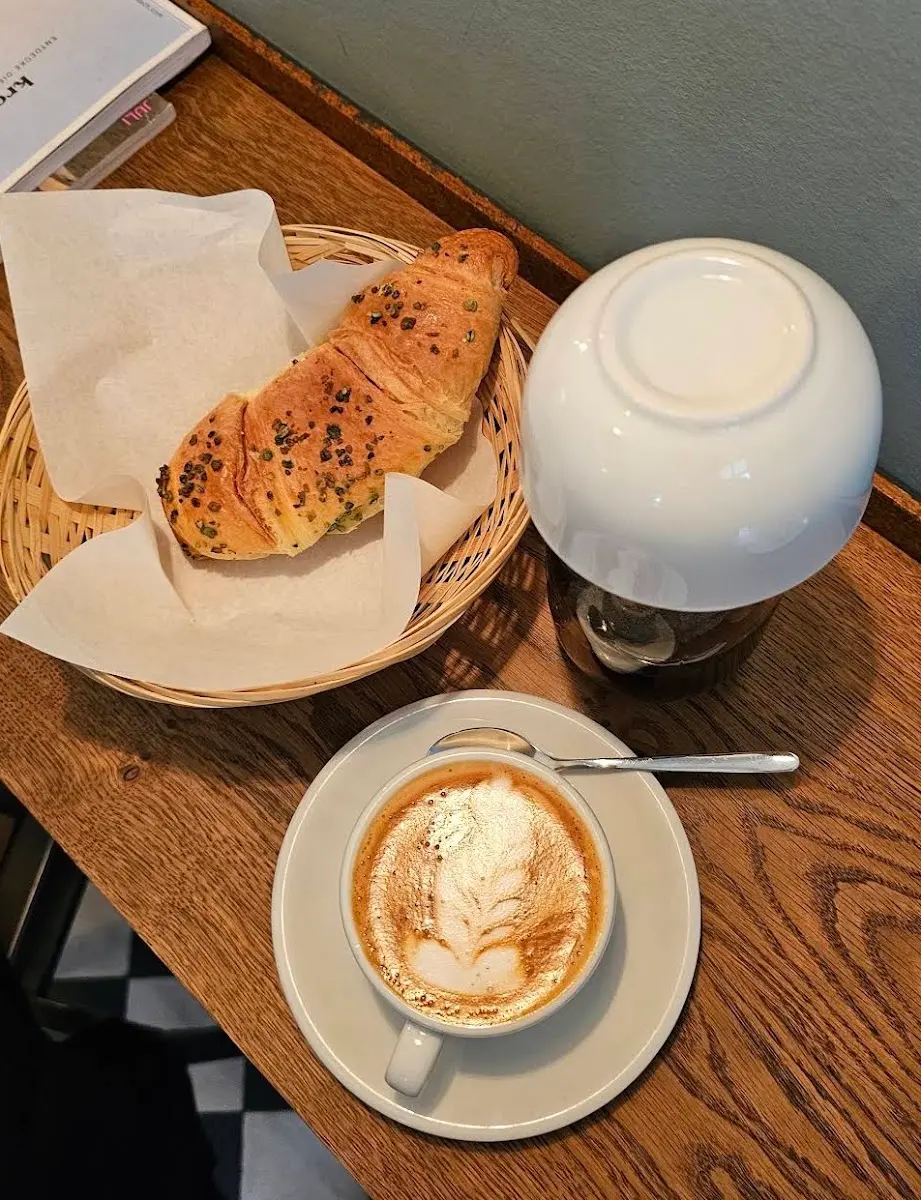 Chapter One Coffee Berlin photo 5