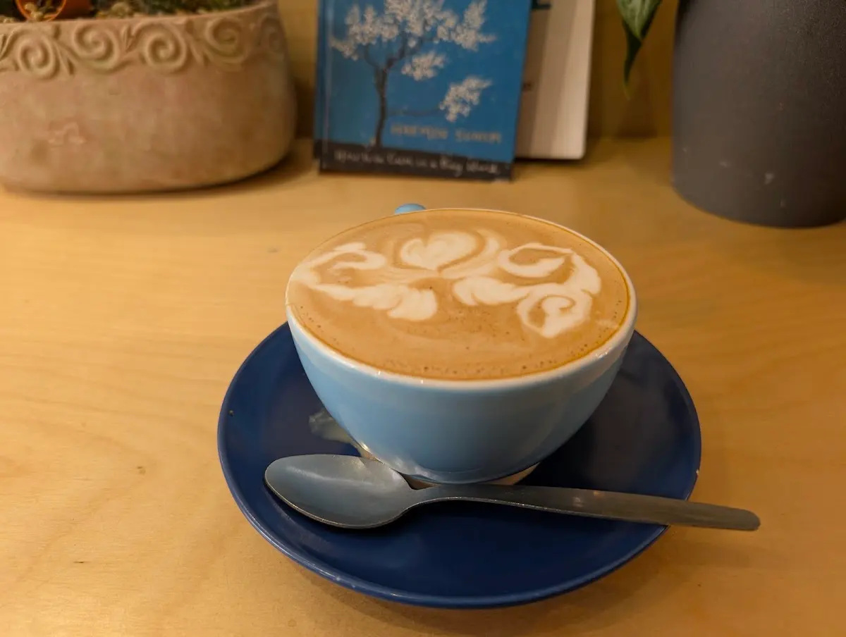 Coffee on the crescent photo 3