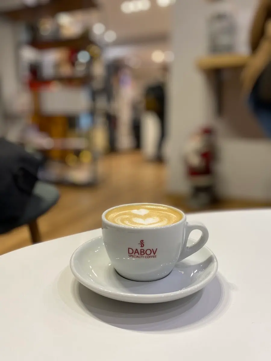 DABOV Specialty Coffee - Luben Karavelov interior