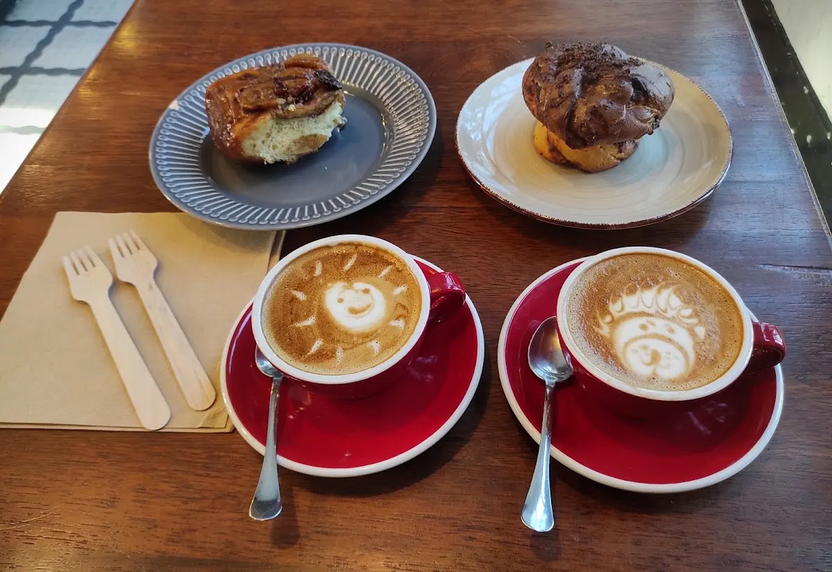 Filtry Cafe interior