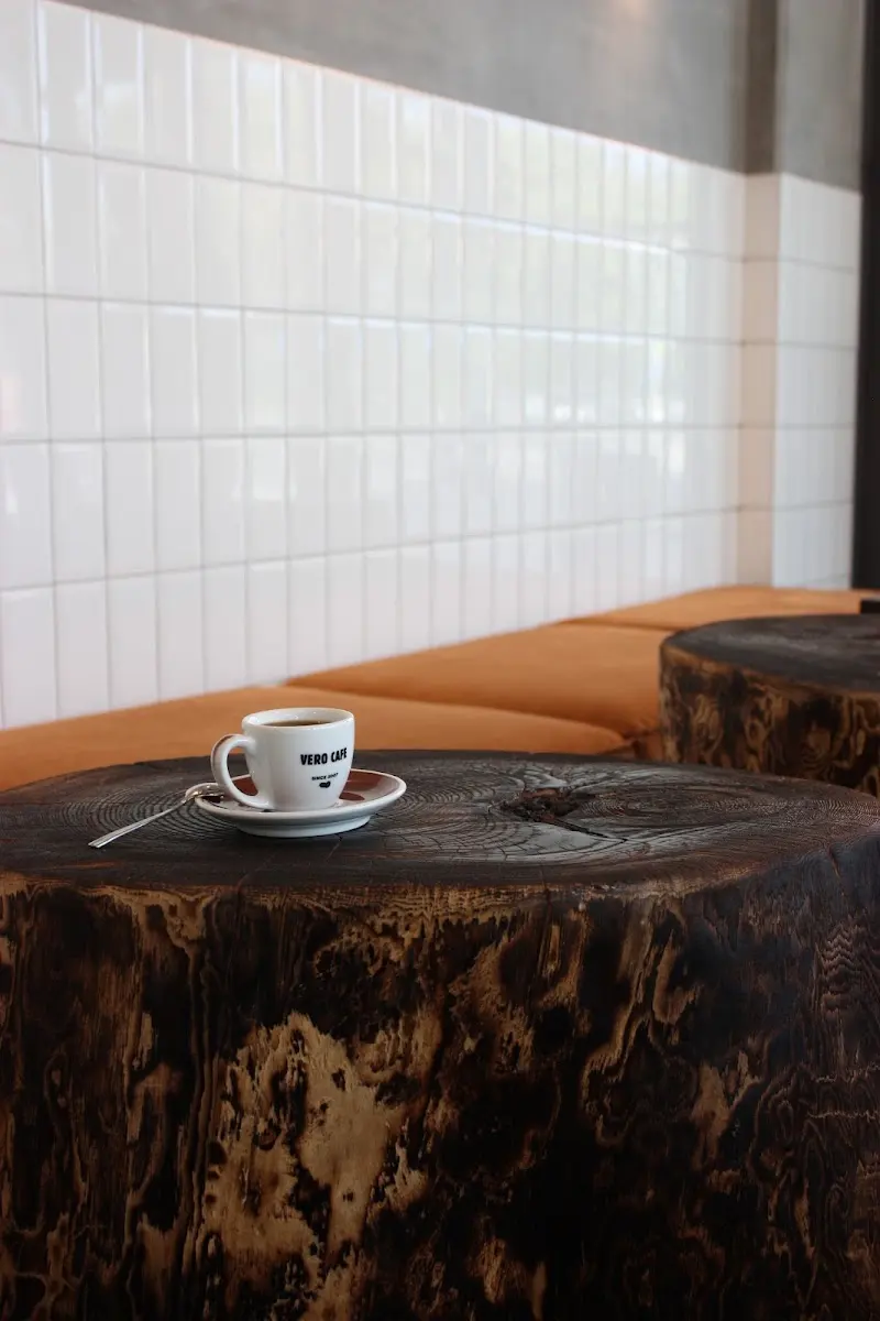 Her Excellency by Vero Cafe photo 4
