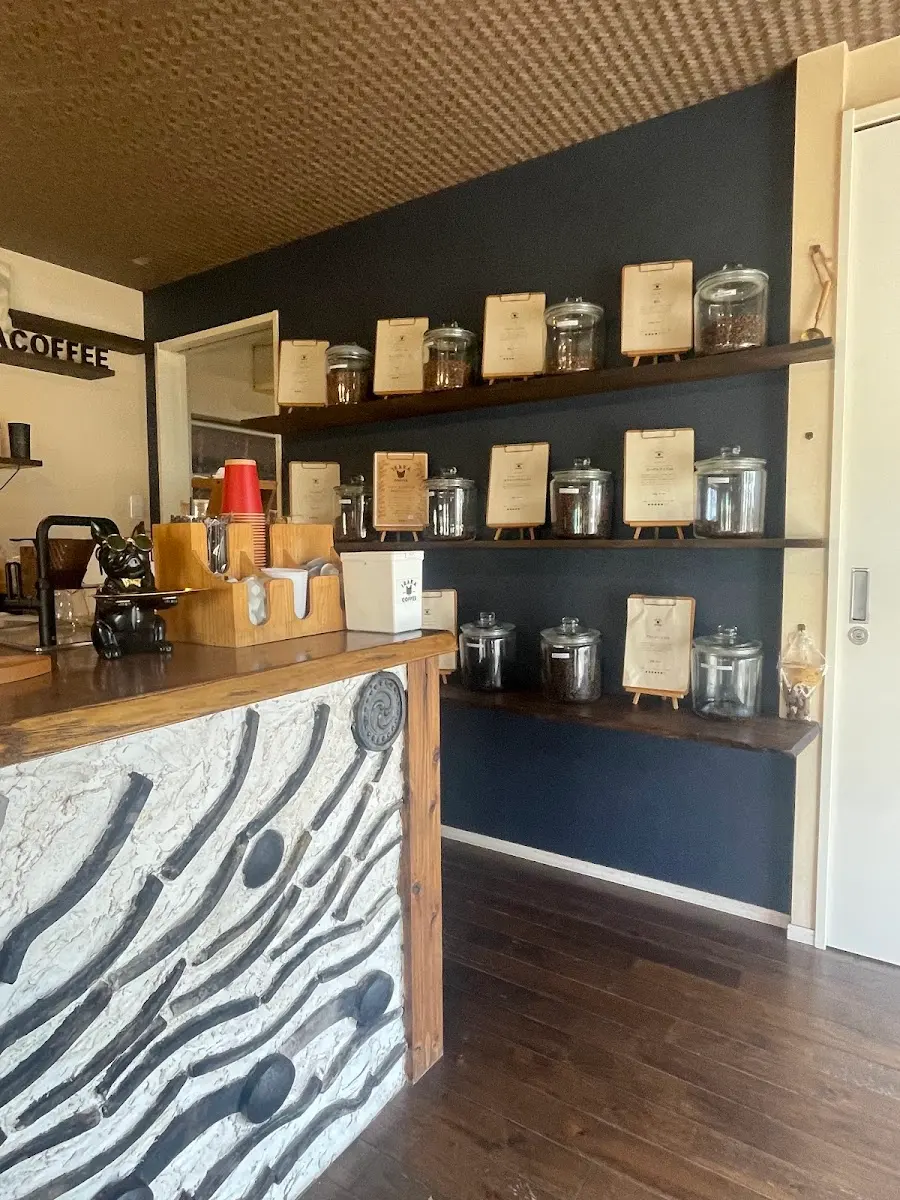 IRAKA COFFEE photo 6