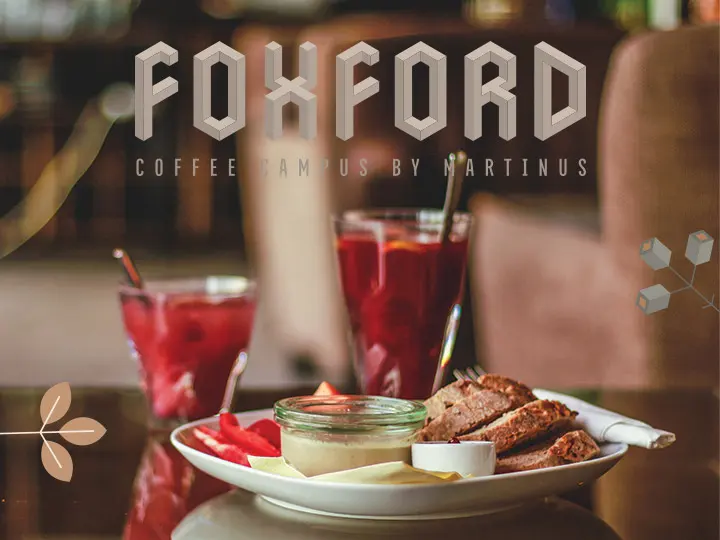 Kníhkaviareň Foxford Obchodná interior