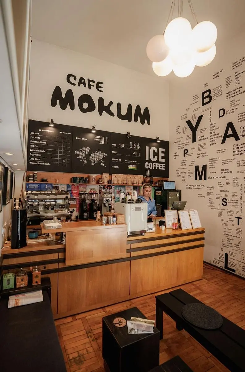 MOKUM CAFE