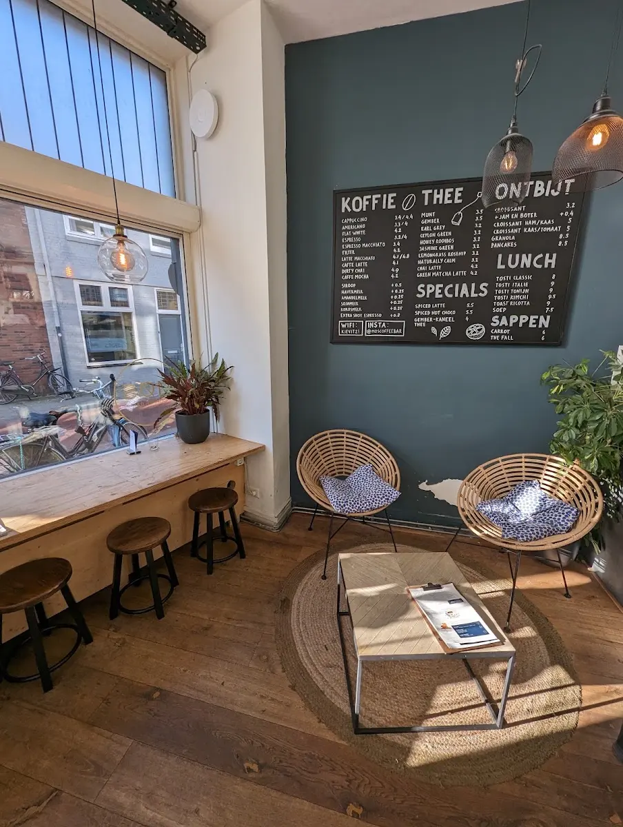 Mos Coffee Bar photo 4