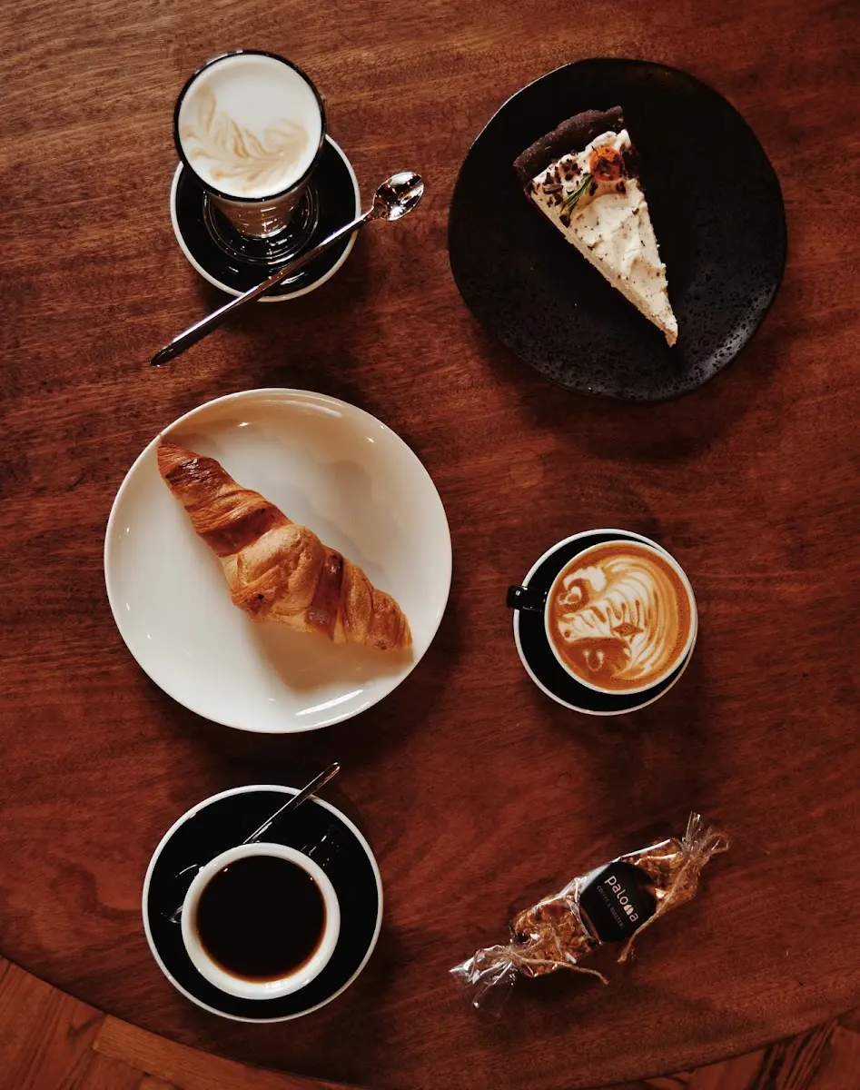Paloma Coffee interior