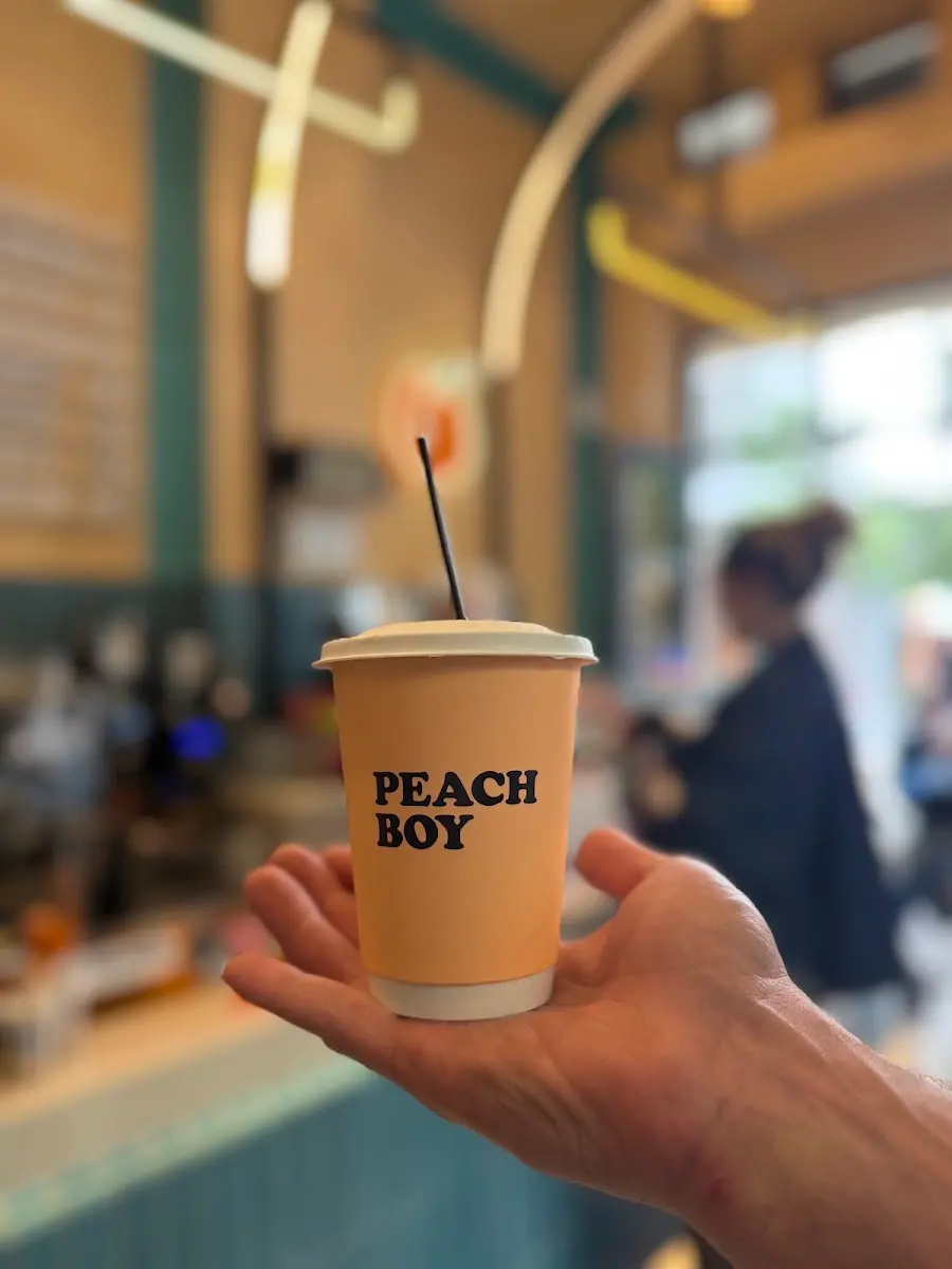 Peach Boy Delliou photo 3