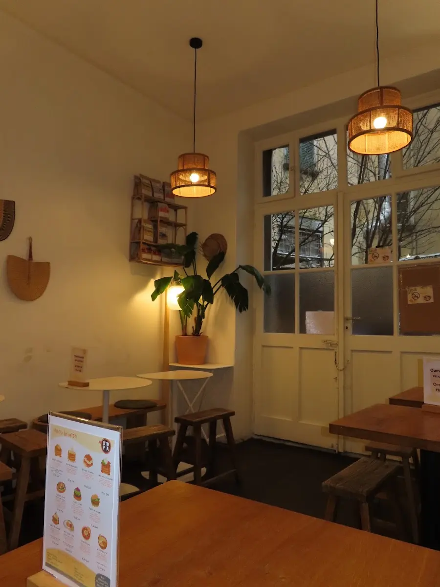 Utopia Coffee Shop photo 5